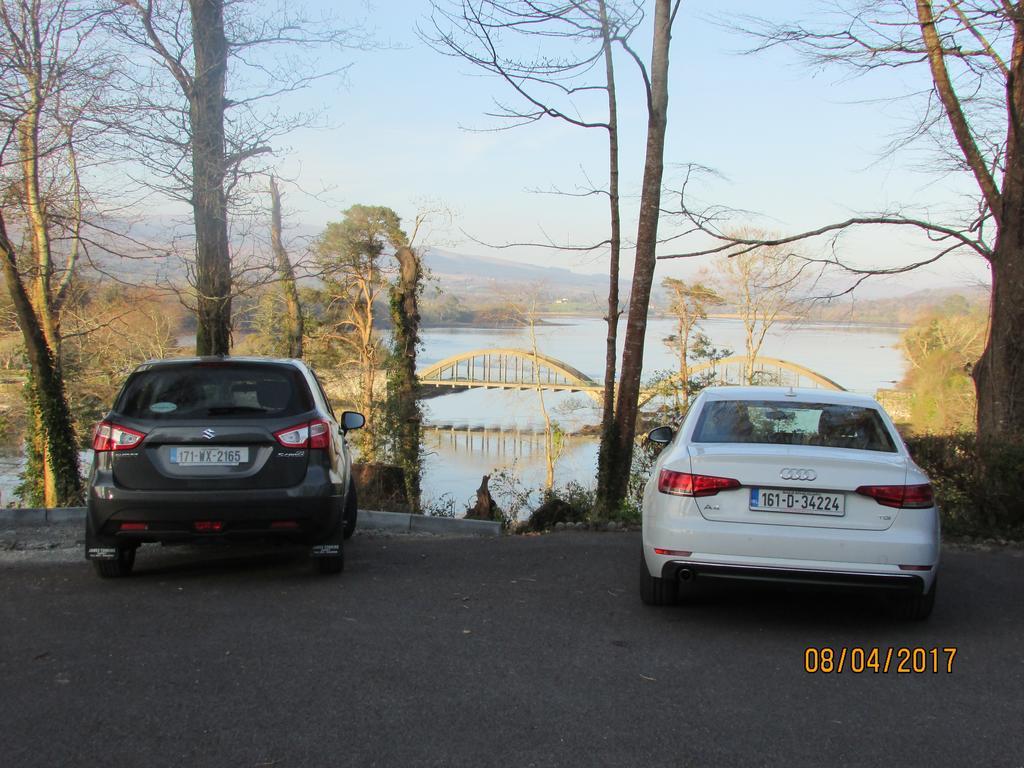 Hotel Watersedge Seaviews Kenmare Exterior foto